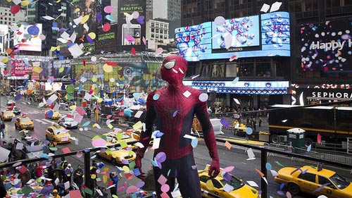 new-york-times-square-spiderman مرد عنكبوتي در مراسم سال نو ميلادي