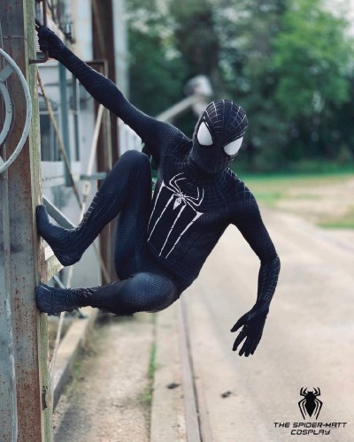  لباس سیاه مرد عنکبوتی